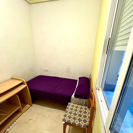 Economic Private Room In Center Of Grenada Zewnętrze zdjęcie
